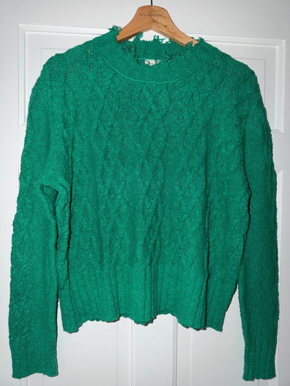 Treasure & Bond Emerald Green Cable Knit Crew Sweater